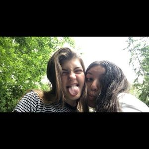 Meet your Posher, Olivia